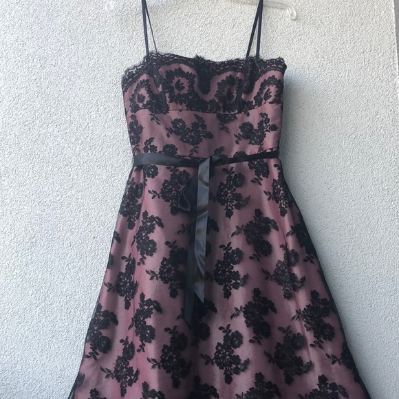 NEW WOMENS DRESS - Picture 2 of 9